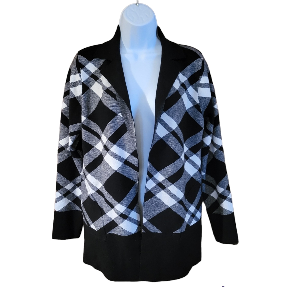 SIONI Cardigan Sweater Size Medium Black White Plaid side pockets Never worn